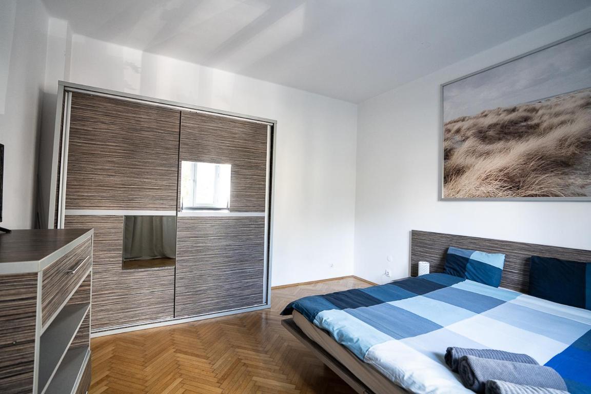 Cismigiu Garden Apartment Bucureşti Ngoại thất bức ảnh